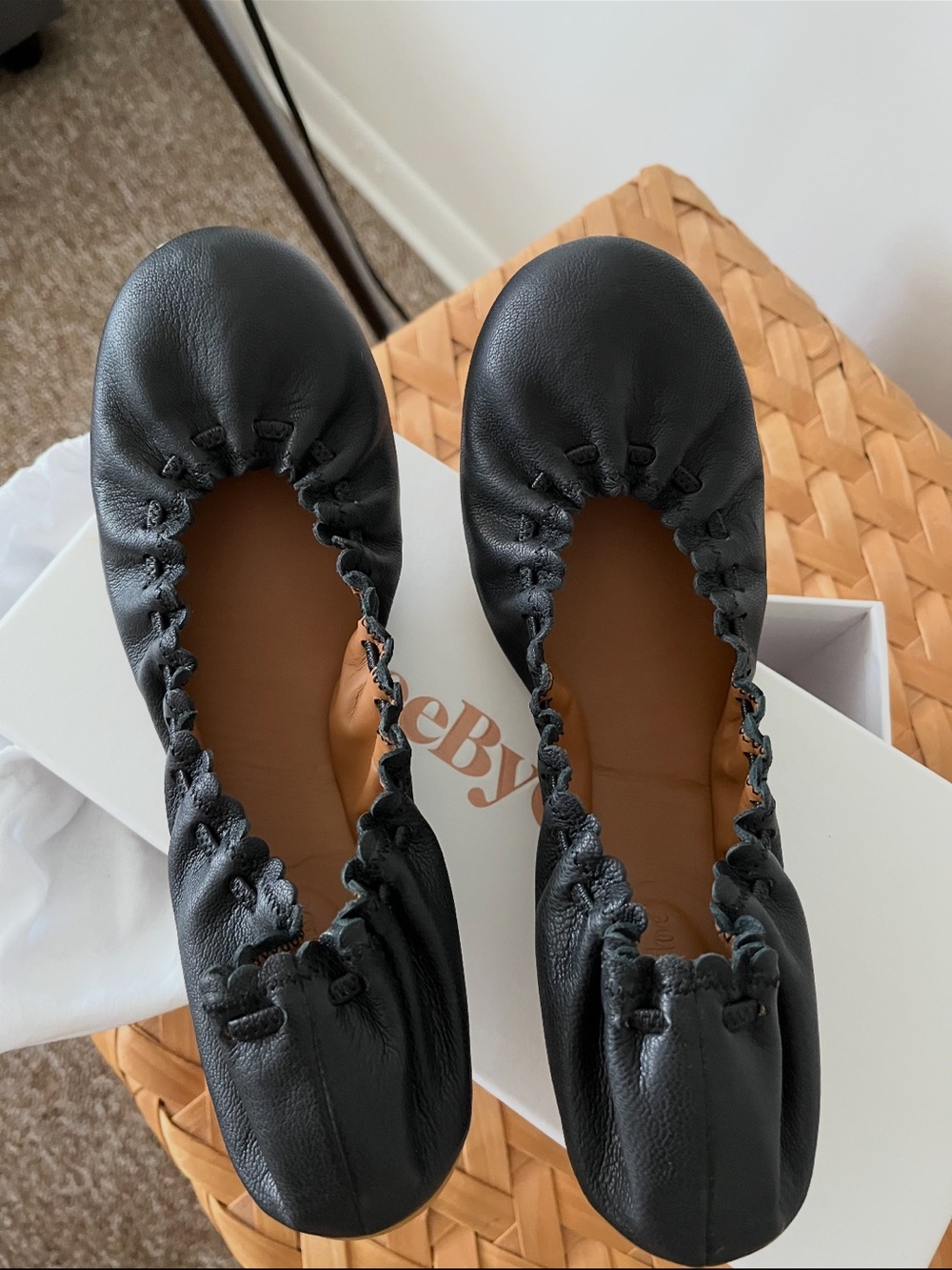 See By Chloé Black Leather Ruffled Ballet Flats